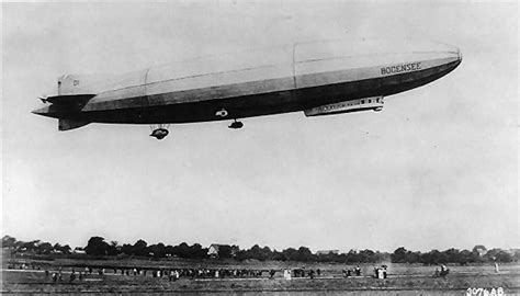 primera aerolinea del mundo